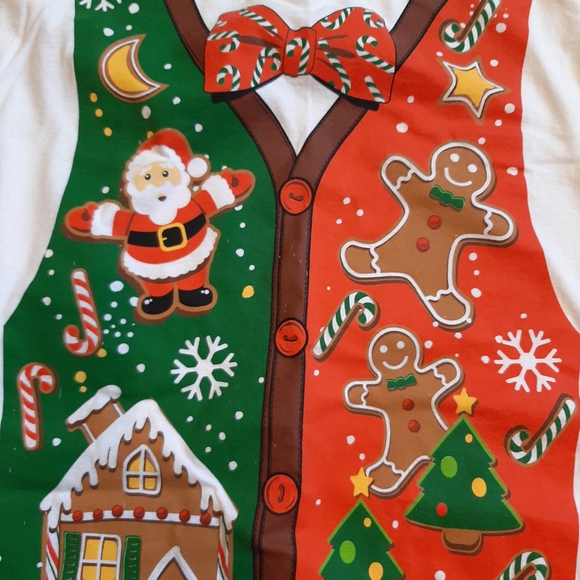 NWOT Christmas T-Shirt Unisex Vest Graphics - Picture 2 of 3